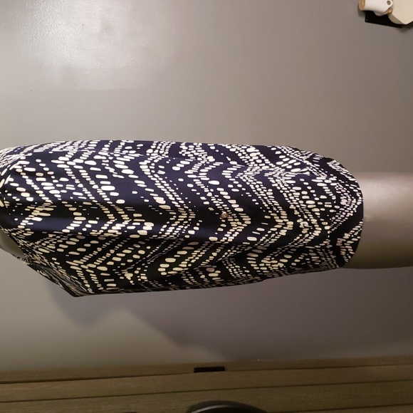 New Directions Lady's Shirt Long-sleeved/ 3/4 Sleeved with Dropped Hem - Picture 3 of 8